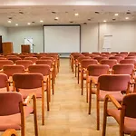 Sympozjum & 4*