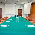 Sympozjum & 4*