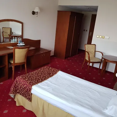 Sympozjum & 4* Krakau