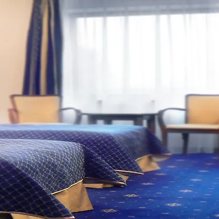 Sympozjum & Hotell 4*