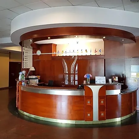 Sympozjum & Hotel 4*
