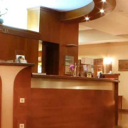 فندق Sympozjum & 4*