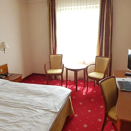 Sympozjum & 4* Krakow