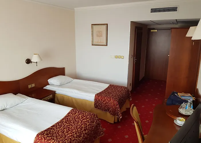 Hotel Sympozjum & 4*