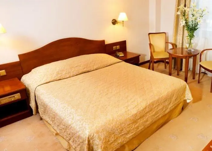 Hotel Sympozjum & 4*